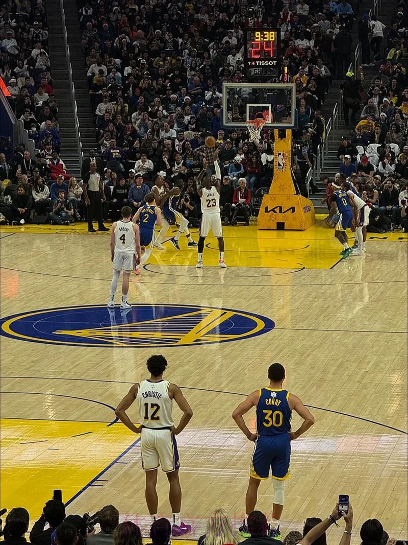 防守不佳!雷迪克默许,詹姆斯恐要离开,有望联手库里? 防守不佳!雷迪克默许,詹姆斯恐要离开,有望联手库里?